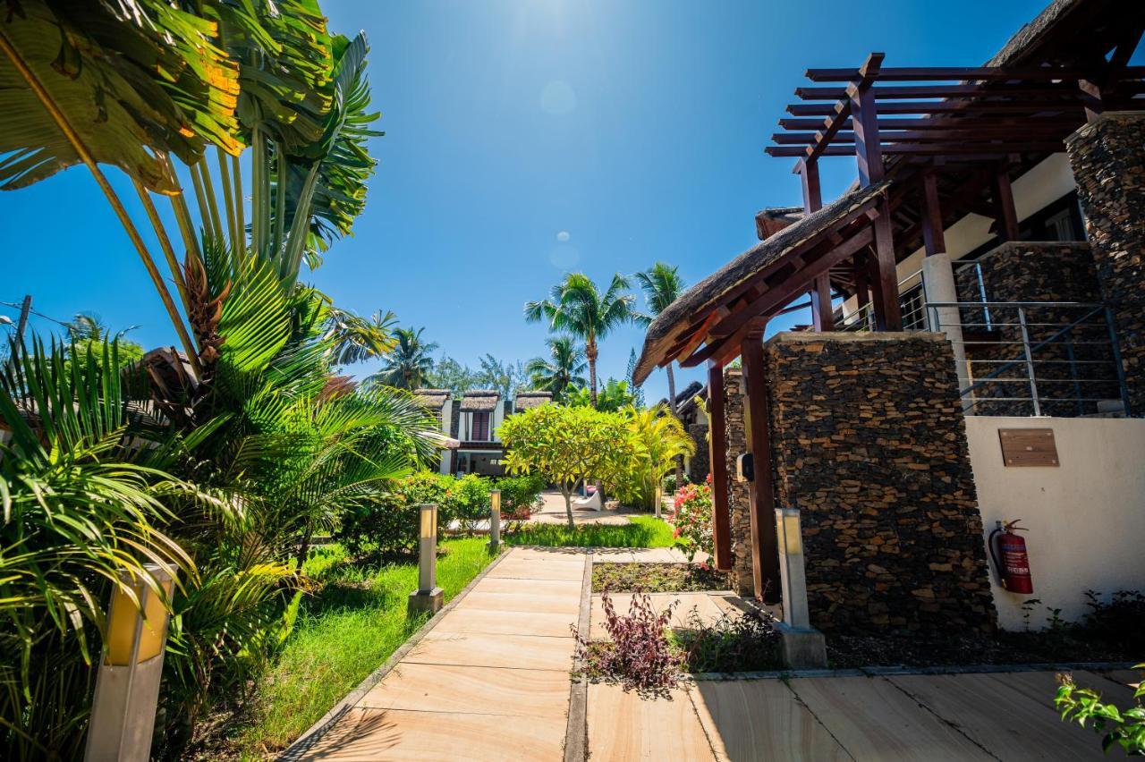 Toparadis Hotel
